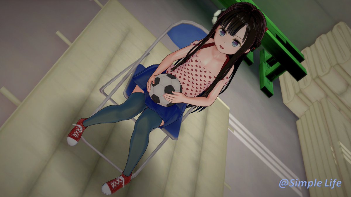 simplelazylife's tweet photo. “Senpai… the World Cup has started…
By the way, what exactly is offside?”

I’m not exaggerating…
Every time the World Cup comes around, I end up asking my male friends this question. (lol)

https://t.co/nM1g3DqwaH https://t.co/VQRNjmOTWV