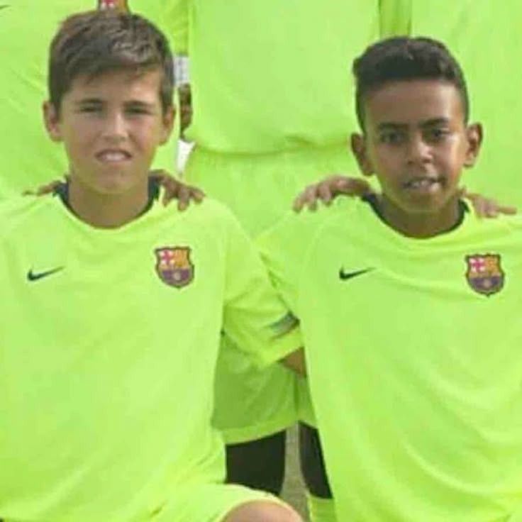 DukeDennis_00's tweet photo. 🚨From La Masia teammates to ruling the world stage

The ultimate how it started vs how it's going 🇪🇸💎 https://t.co/LqryhdHYZD
