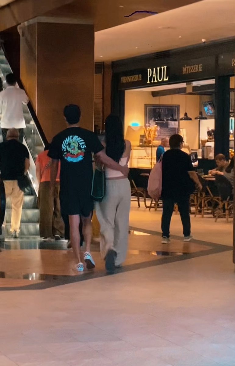 fordkaive's tweet photo. Oh my heart 😭😭😭😭😭😭😭🧡🧡🧡🧡🧡 https://t.co/so4zu3lAg3