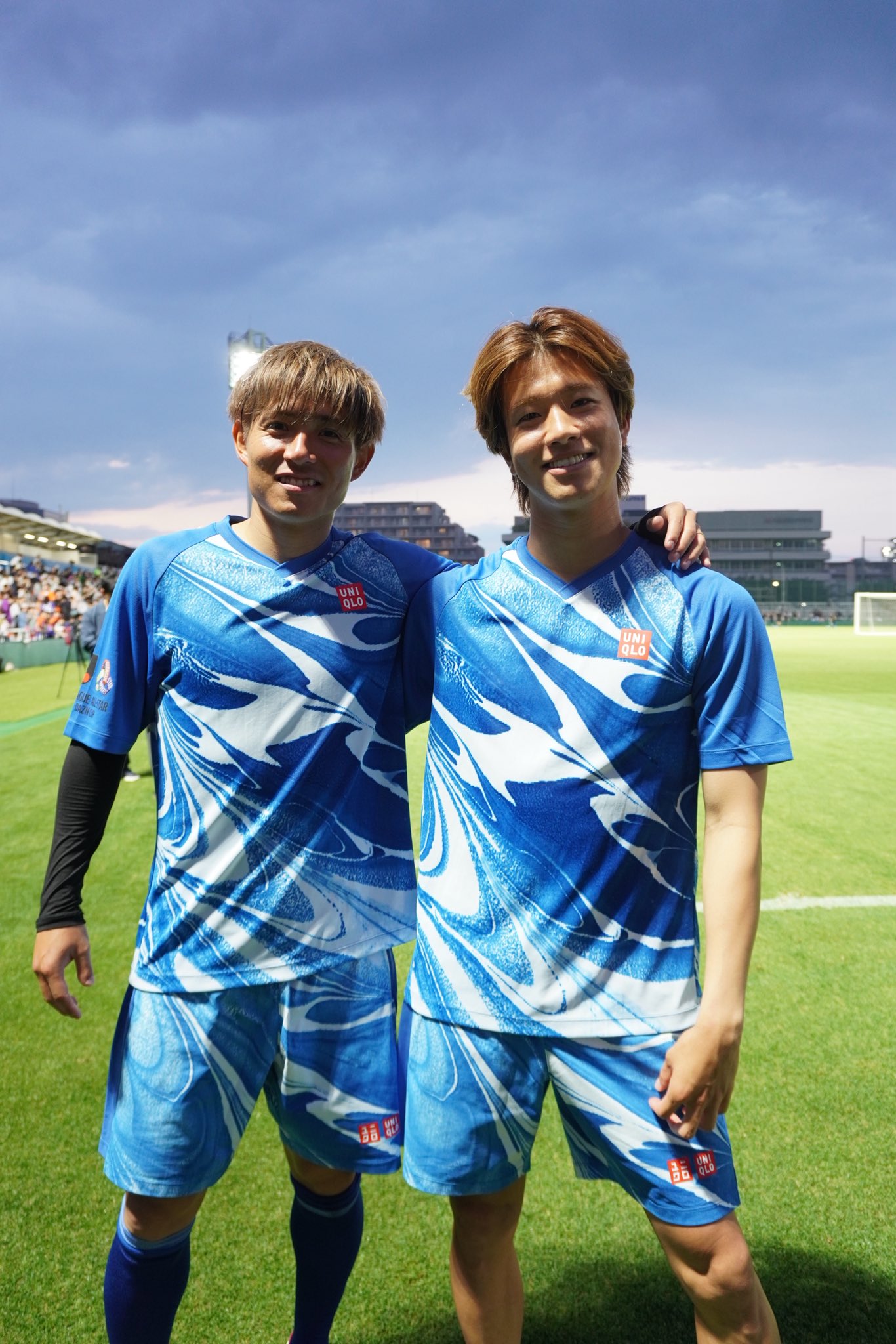 ヴァンフォーレ甲府レプリカユニフォーム長谷川元希選手２枚セット（サイン入り１枚） V・ファーレン長崎【公式】 on X: 