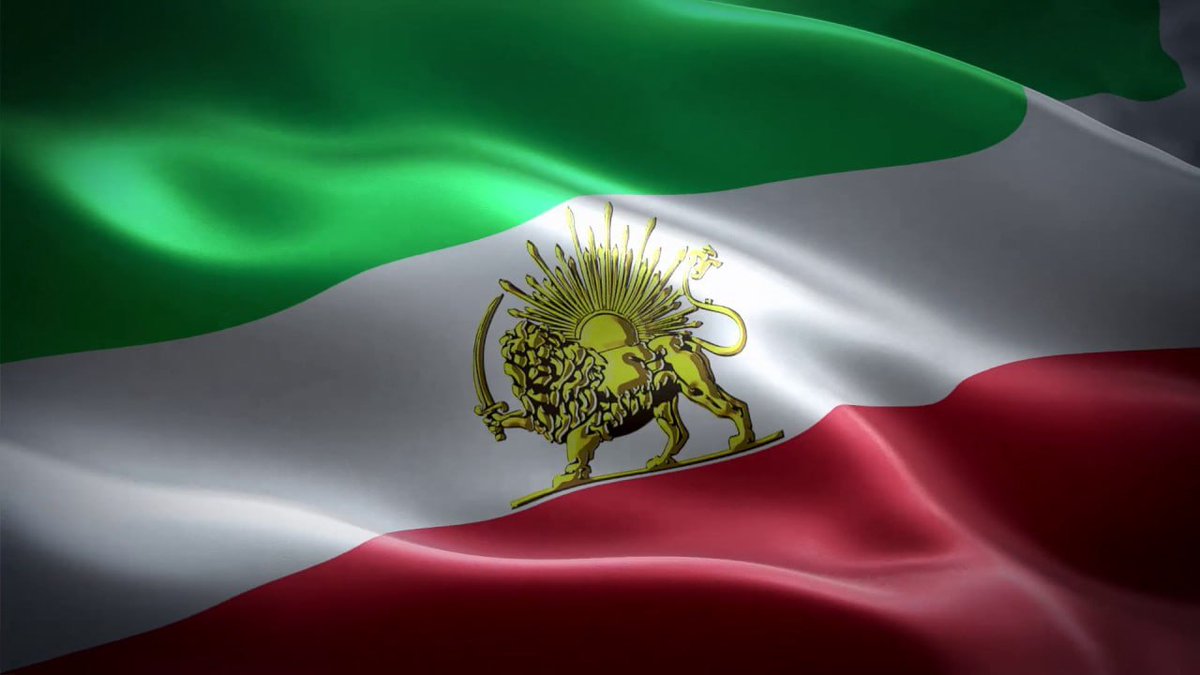 HOSSEINI_SM's tweet photo. دستمال خرچنگ نشان جمهوری اسلامی پرچم من نیست!
#پرچم_شیر_و_خورشید
#پرچم_ملی https://t.co/f82t0UUDMf