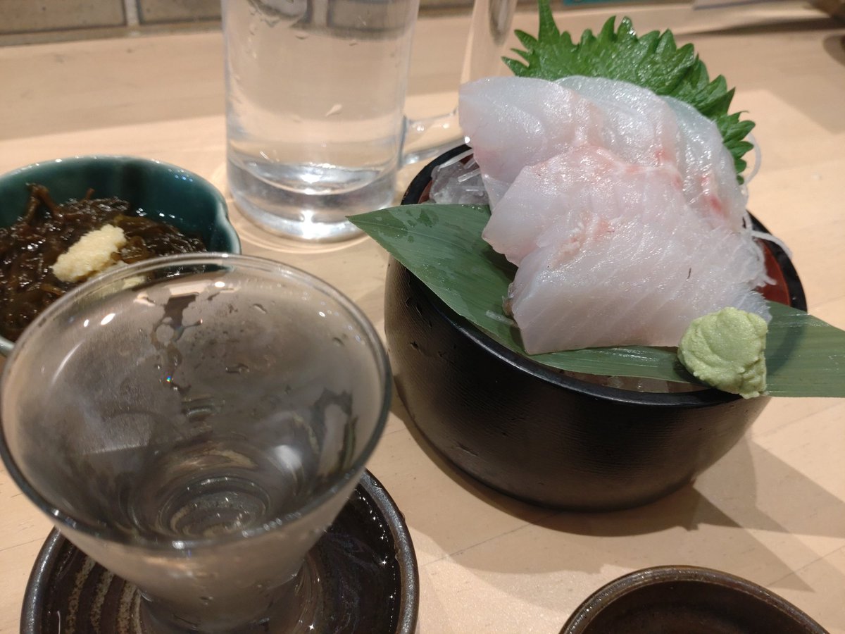 saff2161's tweet photo. お気に入りの店員さん不在。
オーダーめちゃ急かされる https://t.co/dPdddaeHea
