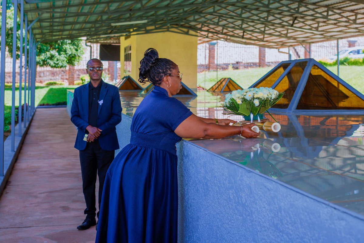 Ngoma_College's tweet photo. #Kwibuka32: Aka kanya muri @Ngoma_College , turi kwibuka ku nshuro ya 32 Jenoside yakorewe Abatutsi muri Mata 1994, byumwihariko abahoze ari abakozi n'abanyeshuri b'icyahoze ari ETO KIBUNGO. 

Twibuke twiyubaka. https://t.co/xP489A01aF