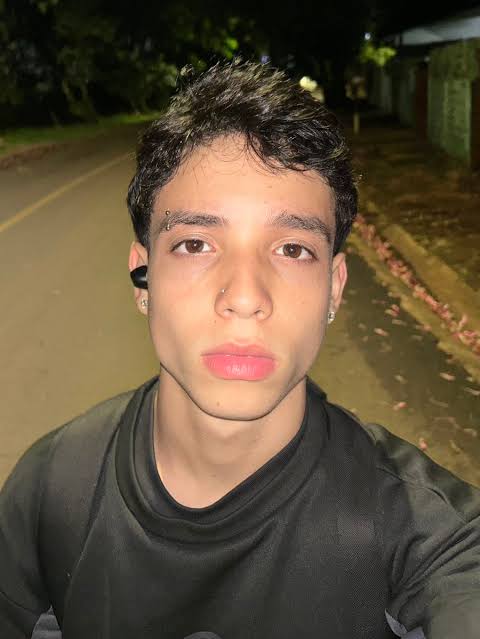 cryofboy's tweet photo. Grupo dos Famosos exclusivos por apenas 20,00 reais, acesso vitalíco!
 Jeeanlindo (amigo do Luís neves) 💥

https://t.co/skaf6lnuhH

#novinhos #vazados #grupo #enganados #PINTOSAWARDSㅤㅤ https://t.co/J6oV1jSPhT