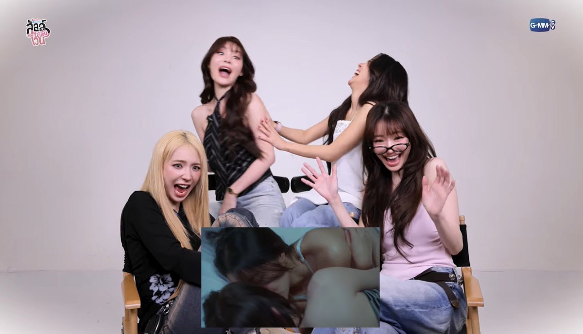 ibunnyboop's tweet photo. THE REACTIONS FOR EACH OF THEIR LOVE SCENES IS KILLING ME😭😭😭 https://t.co/aEN0MtT1q2