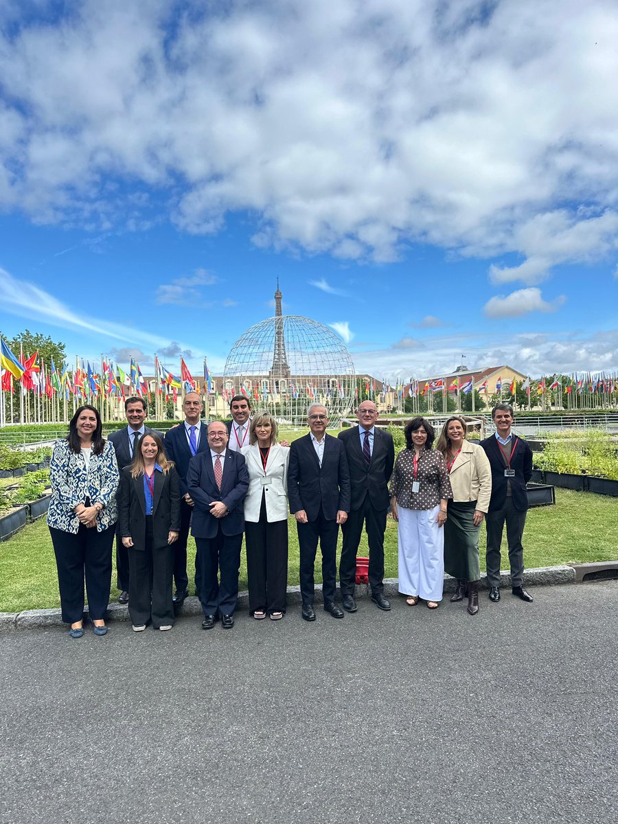 miqueliceta's tweet photo. Ayer recibimos a un grupo de Diputados y Diputadas de la Comisión de Ciencia y Universidades del Congreso que mantuvieron una interesante reunión con la División de Educación Superior de la UNESCO @CienciaGob @MAECgob @AECID_es @educaciongob @EspUNESCO @UNESCO_es @Congreso_Es https://t.co/CGUDvW44QI