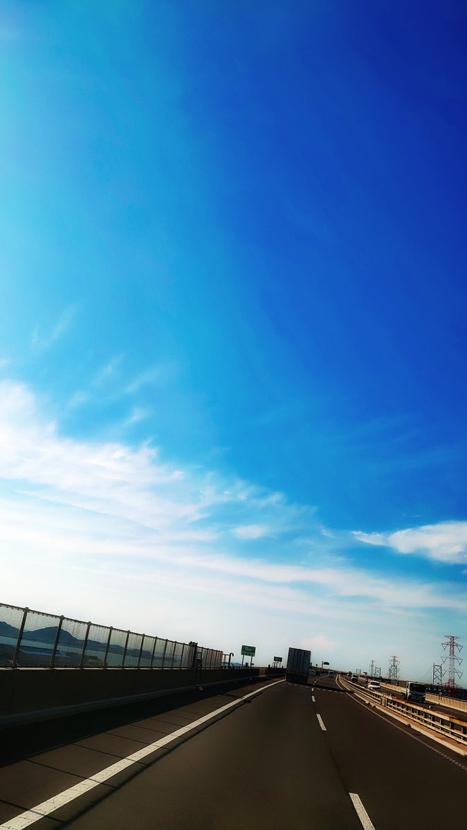 abilityrain2's tweet photo. 明日も暑くなるようです、、🌞🍉 https://t.co/Maqe7q2Lf4