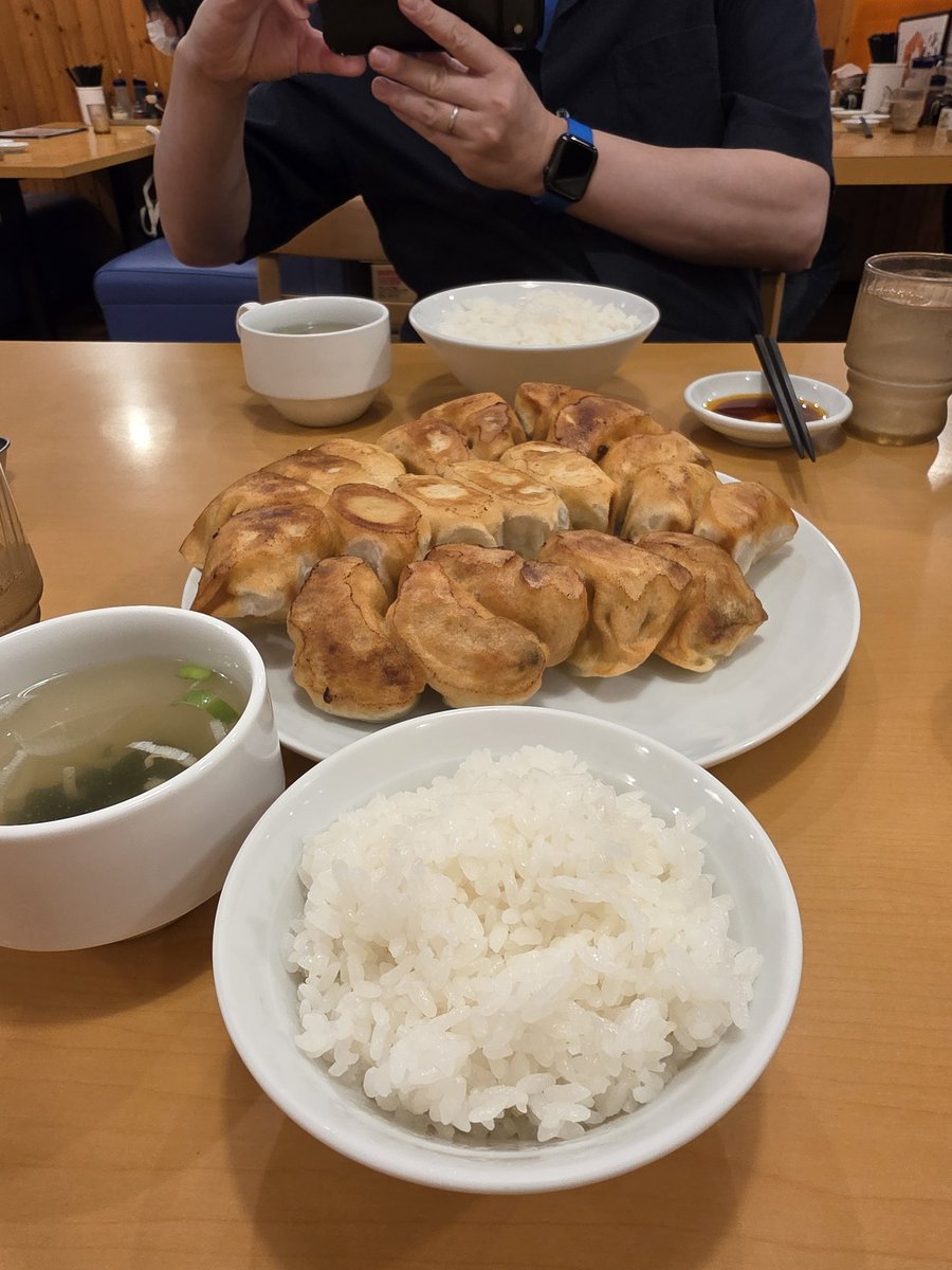 sumeragi37's tweet photo. さのチャレ(さのやチャレンジ)
大成功🤤
#ぎょうざのさのや https://t.co/C7l6BMiAgo