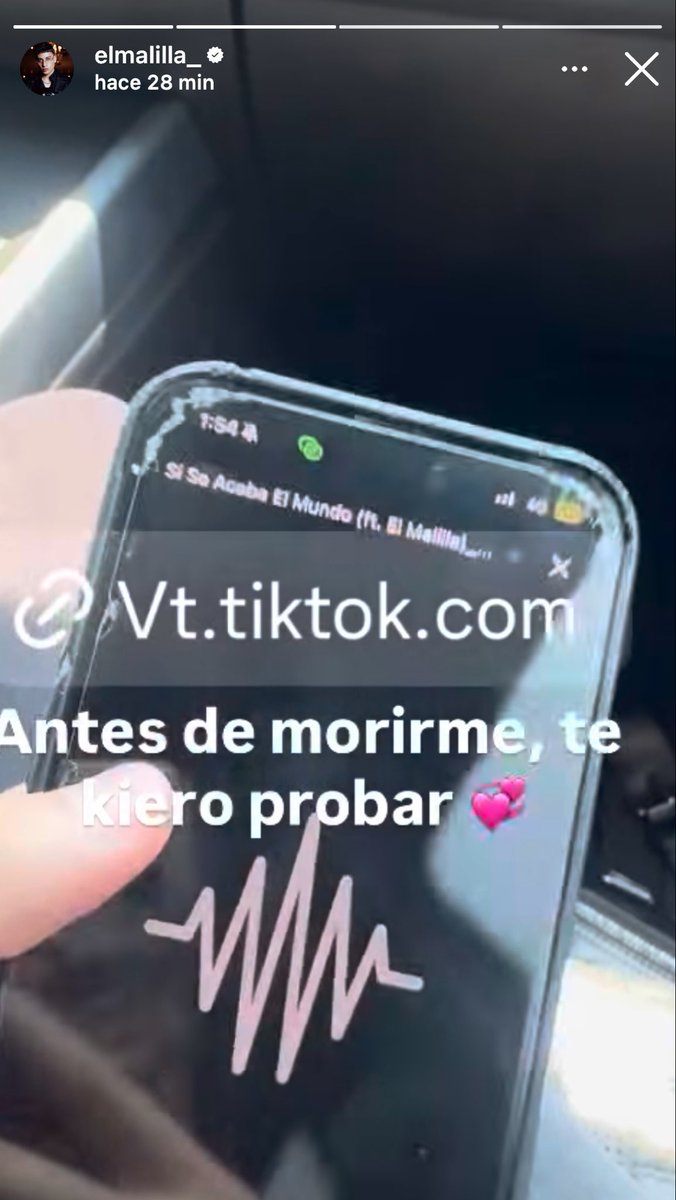 danydanymx_'s tweet photo. Por ahí vi que dijeron que la canción era para el nuevo álbum del Malilla pero no, el es el featuring en la canción 😱 
Si Se Acaba El Mundo 🫶
DANNA x El Malilla 
Será que sale la siguiente semana? 👀➡️
#danna #elmalilla https://t.co/pCIOfRg9YK