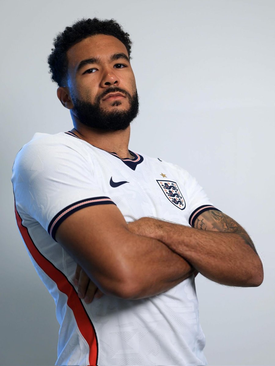 ChelseaBLBrasil's tweet photo. Reece James - Chelsea FC 💙

O único blue representando a @England. 🏴󠁧󠁢󠁥󠁮󠁧󠁿 https://t.co/ykPmIISlJf