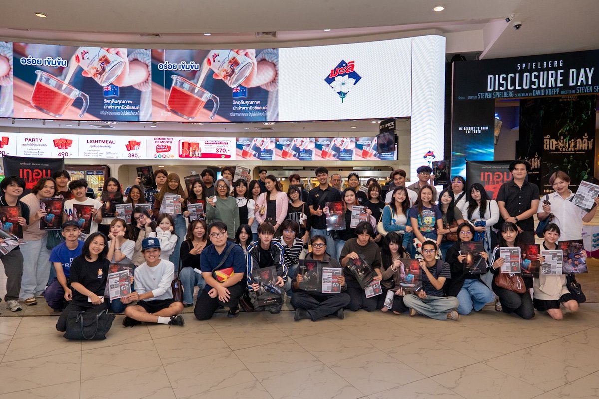 ANiceEnt's tweet photo. หลอนคึกคัก! “เทอม 4” รอบ “สหฯภาพ เด็กหนัง” ขนทัพนักศึกษา 9 สถาบัน ติวเข้มกับ “4 ผู้กำกับ” เจาะลึกยกกำลัง 4 ความสยองเกรด A
#เทอม4 #HauntedUniversities4 #Term4
🔗https://t.co/AmZXGkg88F https://t.co/T49TkFypQ7