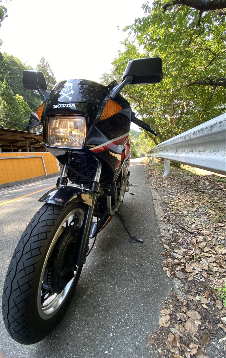 fcsnh210's tweet photo. 久々に休みに晴れたので一走り行って来ました♪
＃vt250fe https://t.co/pmmUPzIekv