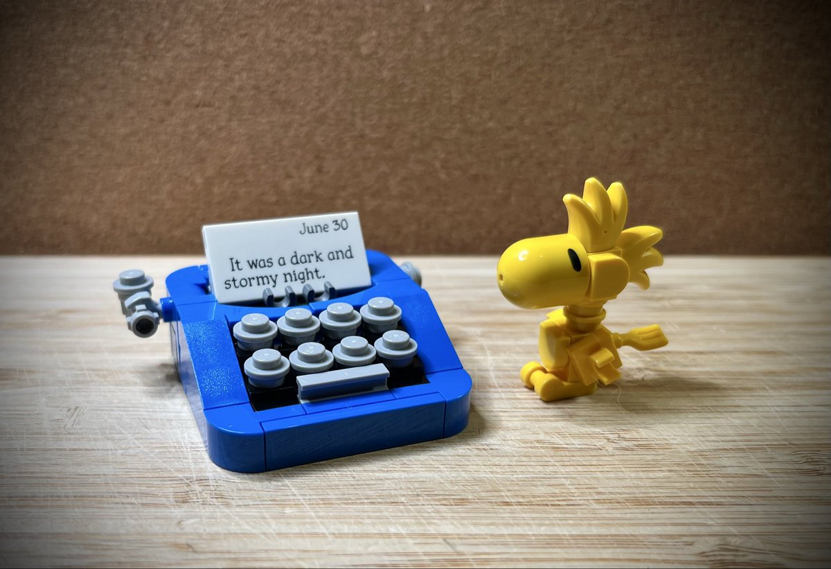 kitarohime's tweet photo. 🧱組み立て🧱途中経過😀

LEGO/ IDEAS/ #076
PEANUTS 
Snoopy’s doghouse
18+/ 21368/ 964 pcs
レゴ/ アイデアズ/ #076
ピーナッツ
スヌーピーの犬小屋
対象年齢18歳以上/ 21368
964ピース

スヌーピーのタイプライター
スヌーピーの犬小屋 https://t.co/IUtNUQ0EXv