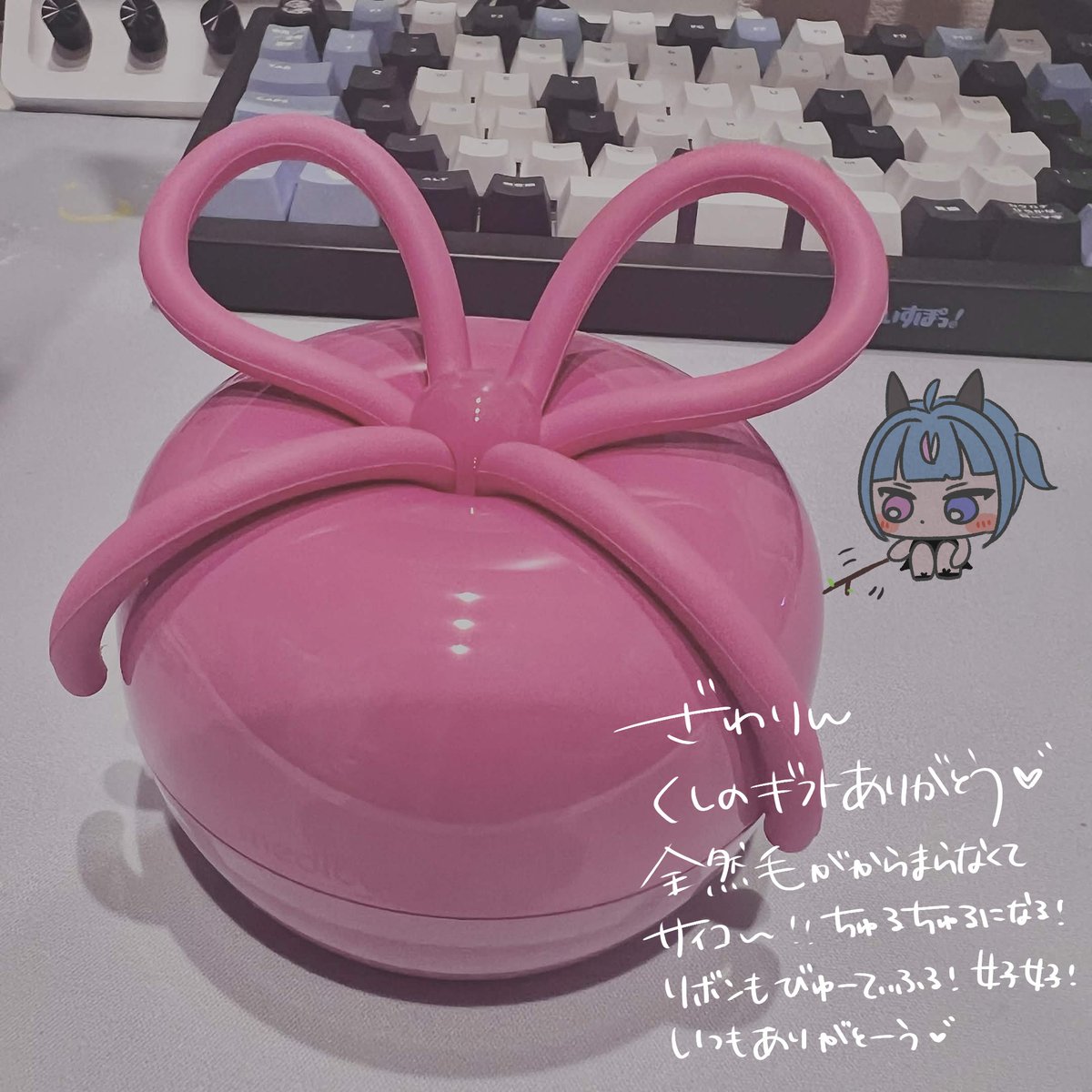 NeoAmane's tweet photo. なんでもない日のプレゼントうれしい過ぎる!!感謝🐰🐰 https://t.co/t5oTjUKtns