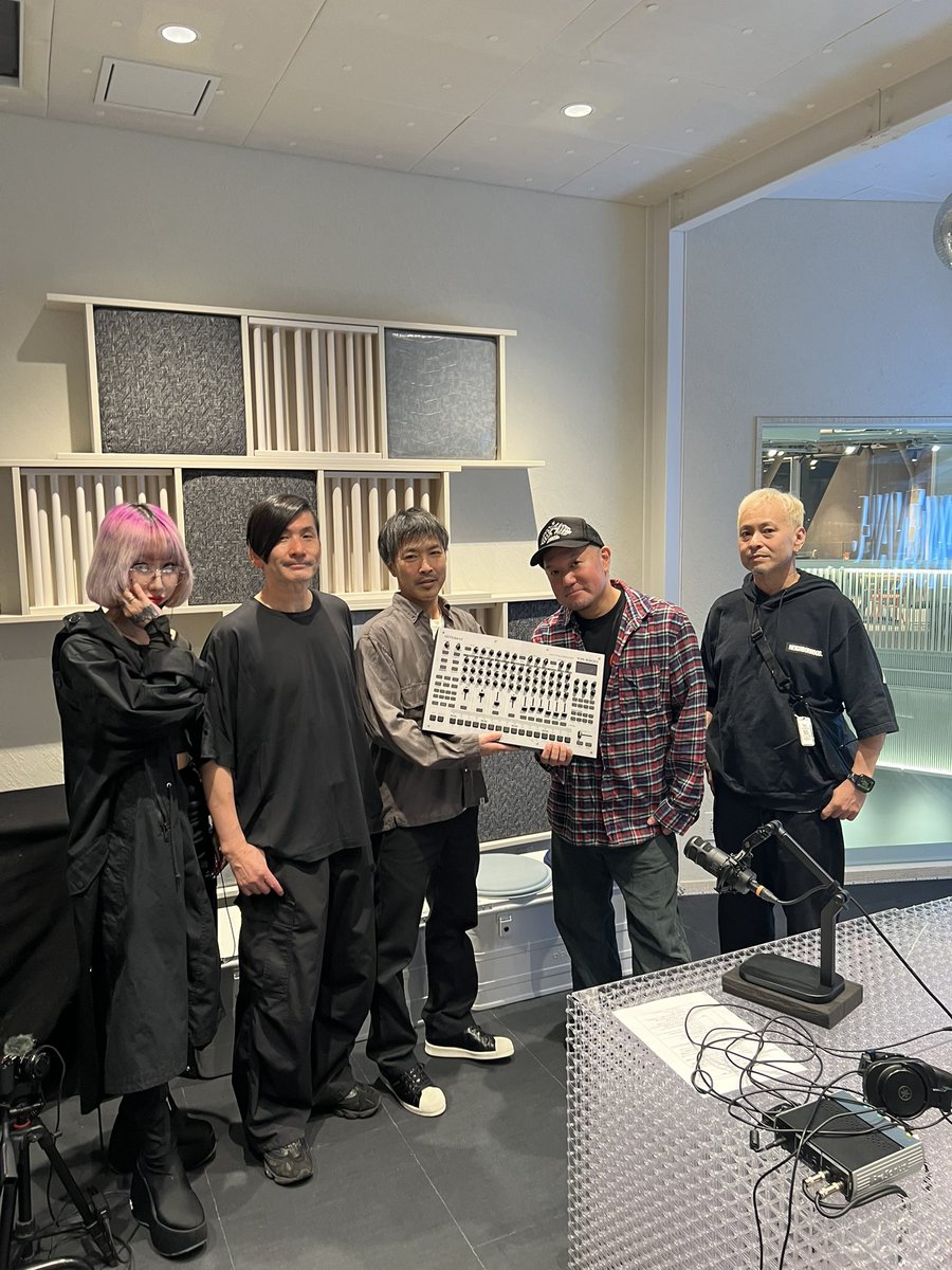 playcoolcamp's tweet photo. https://t.co/gYZJ5IDnYb

PLAYCOOL meets TR-1000｜2026.5.12
東急プラザ原宿「ハラカド」3F
ARRTSIDE CASTで開催された
PLAYCOOL meets TR-1000
PLAYCOOLならではの視点で展開されたスペシャルイベントの模様をup！

DJ EMMA、Q'HEY、KO KIMURA、
YOKE aka DJ REDBLOOD、NAZ CHRISが出演しました。 https://t.co/d77aSRwN9m
