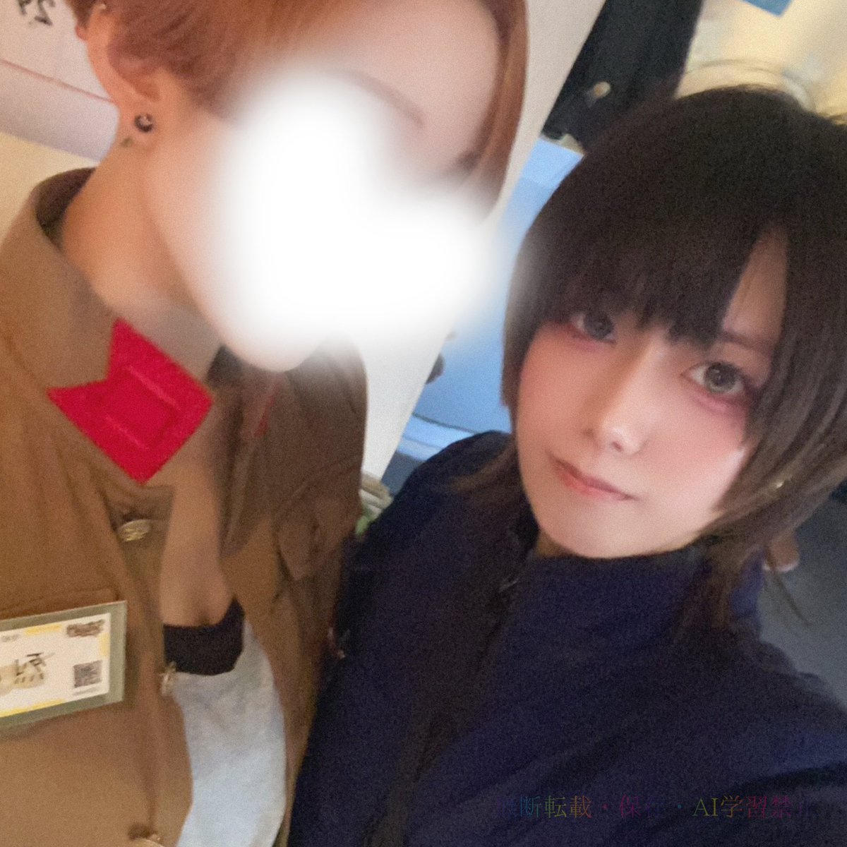ARMYS_retsu's tweet photo. ラストまでいます🫰🏻🎶自撮りがヘタクソなわたくしをみかねてろあさんが一緒に撮ってくれました❗❗本当にいつもありがとうございます❗❗ https://t.co/1d0G4mmD8y
