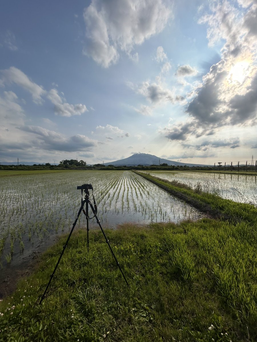 kenta_camera's tweet photo. 立志舎仙台校での授業から青森に到着！岩木山出てる⛰️‼️雲いい感じ♫✨ https://t.co/TYBrPrgG9O