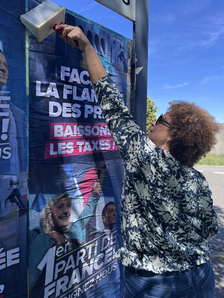 RN_HauteGaronne's tweet photo. ⛽ Après la flambée des prix à la pompe, place à la hausse du gaz et de l’électricité.

🇫🇷 Au pouvoir, nous sortirons des règles européennes de fixation des prix de l’électricité pour protéger le pouvoir d’achat des Français. https://t.co/UMJ6MutWHs