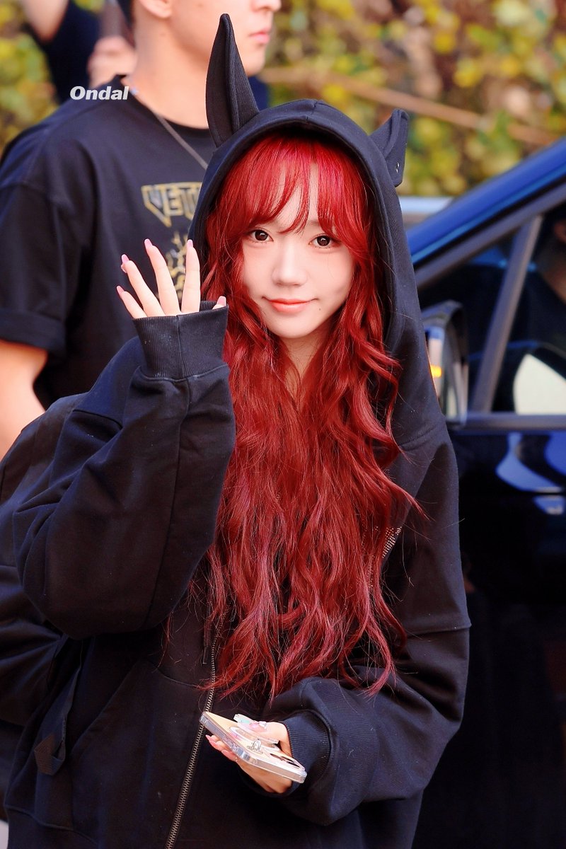 ondal0's tweet photo. 260612 👋👋
#트리플에스 #tripleS #박시온 #ShiOn https://t.co/NNuikJ2JiX