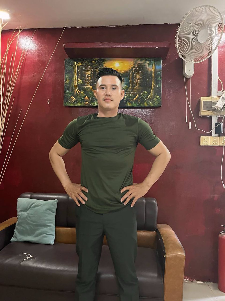 BrosTho21260047's tweet photo. អាចកក់បាន https://t.co/5rhNSQdoKd