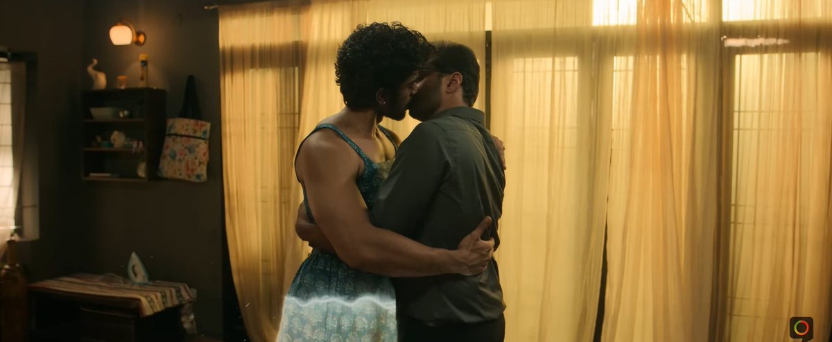 heycinemaa's tweet photo. #DoubleOccupancy #DoubleOccupancyMovie
fantasy entertainer with a unique concept a girl to a boy after 6 PM is quite unique and makes for an interesting watch 🤣
The first half was engaging, and the interval twist worked really well. A good experimental attempt👌
Waiting 2nd Half https://t.co/eYGabkxiZ7