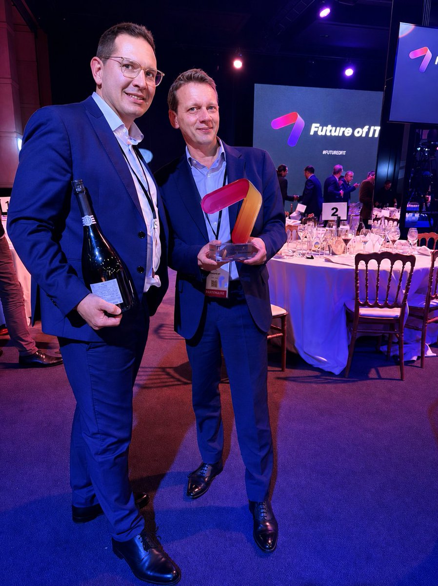 FreePro's tweet photo. Hier, à l'occasion de Future of IT, Fabrice Levy a pris la parole au côté de notre client Ludovic Tassy, DSI d'Afflelou, sur les enjeux de souveraineté auxquels sont confrontés les entreprises. 🎤
 
Merci à toutes celles et ceux croisés hier. 🤓
Et à l'année prochaine ! 👋 https://t.co/3jqJxbpD03