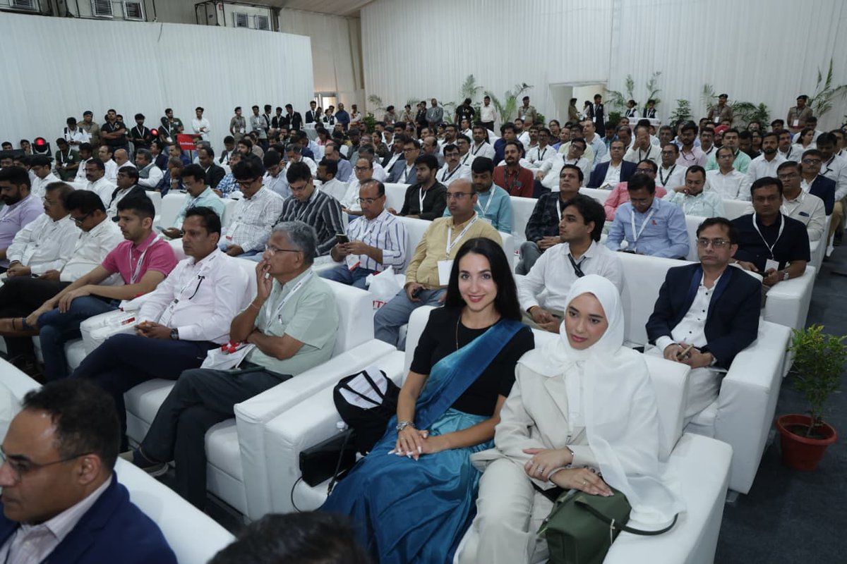 Bhupendrapbjp's tweet photo. Driven by the vision of Hon’ble PM Shri Narendra Modi Ji to build a self-reliant and energy-secure India, Gujarat is taking a giant leap in the clean energy transition.

Today, I was pleased to perform the groundbreaking for Hitachi Energy's ₹ 2,000 Cr Large Power Transformer facility in Karjan, Vadodara.

This state-of-the-art facility is a significant boost to #MakeInIndia, as it will produce advanced transformers essential for transmitting renewable power. 

Beyond technology, this project will empower our youth by creating significant employment and skill development opportunities, further strengthening Gujarat’s position as a global manufacturing powerhouse.

With a focus on sustainability and innovation, we remain committed to fostering an ecosystem where global industries can thrive while contributing to a greener and more prosperous India.

@hitachienergy