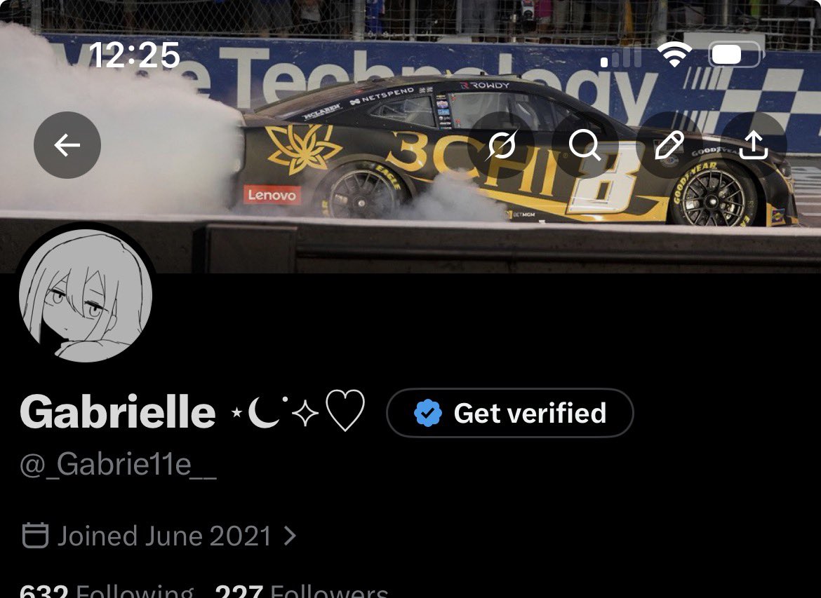 _Gabrie11e__'s tweet photo. Might change the banner back one day but it was time for a #rebrand with coming out https://t.co/azTfrNV0TH