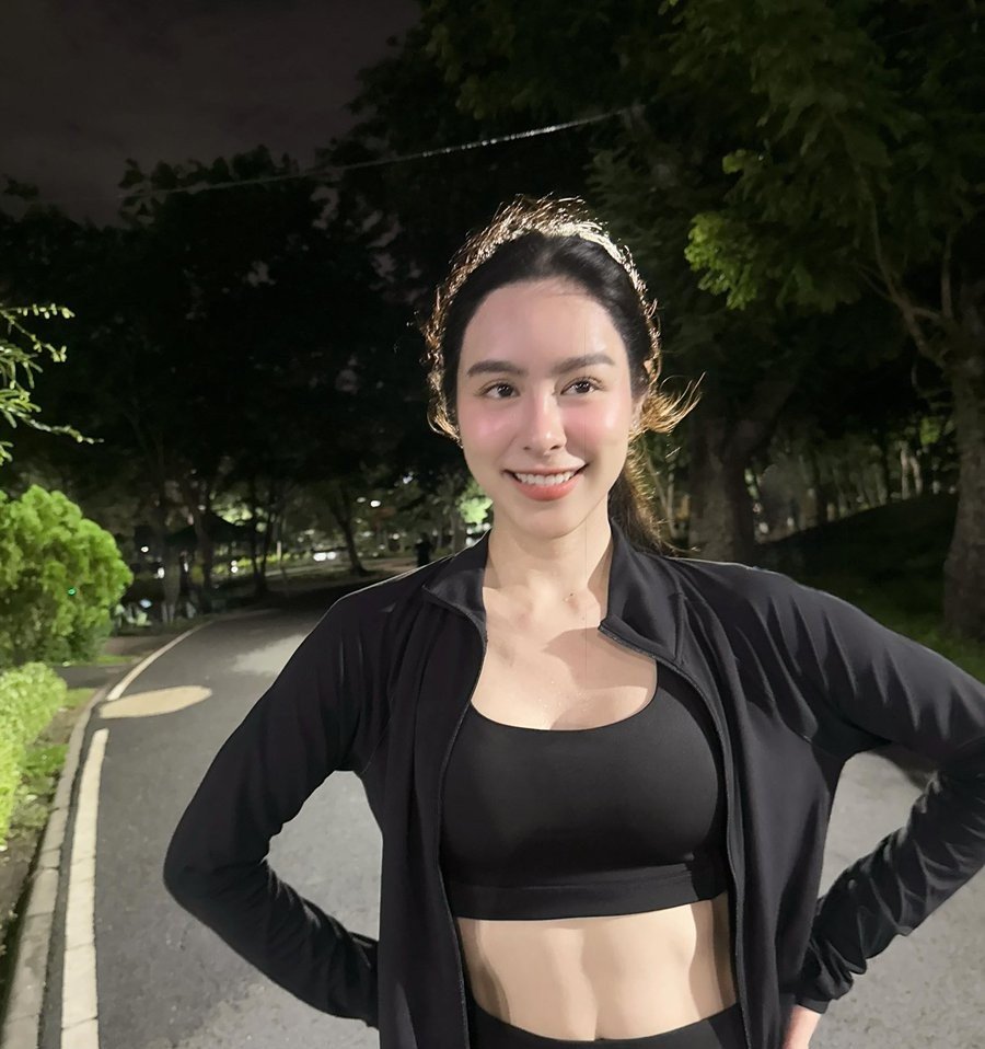 AVA97028309's tweet photo. เชิญกพพสุขภาพดีกันได้เลยค่ะ เดี๋ยวหนูอ้วนเอง 😶‍🌫️

#KAOPP #เก้าพีพี
#punpreedee  #พีพีปุญญ์ปรีดี
#เก้านพเก้า  #number_9th https://t.co/zCW2kbLC7D