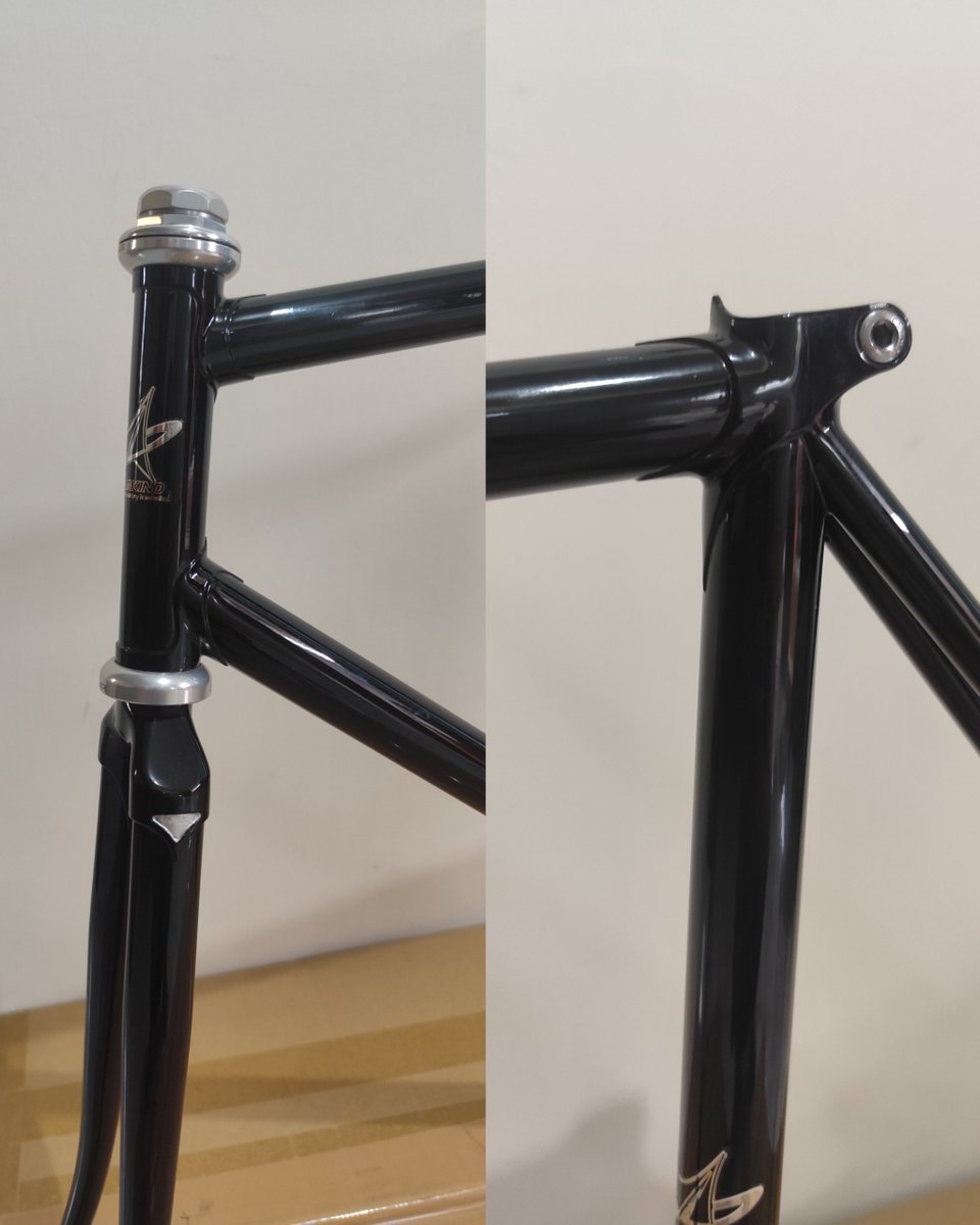 DarkAgol's tweet photo. #fnfjb ready frameset Makino NJS Hitam #1
Seatube c-t 55cm
Toptube c-c 54cm
Lurus 54cm
Inc : hs hatta NJS, BB Dura ace NJS, seatclamp
Harga : 8 juta

Detail video WA https://t.co/cpVIDlCjar