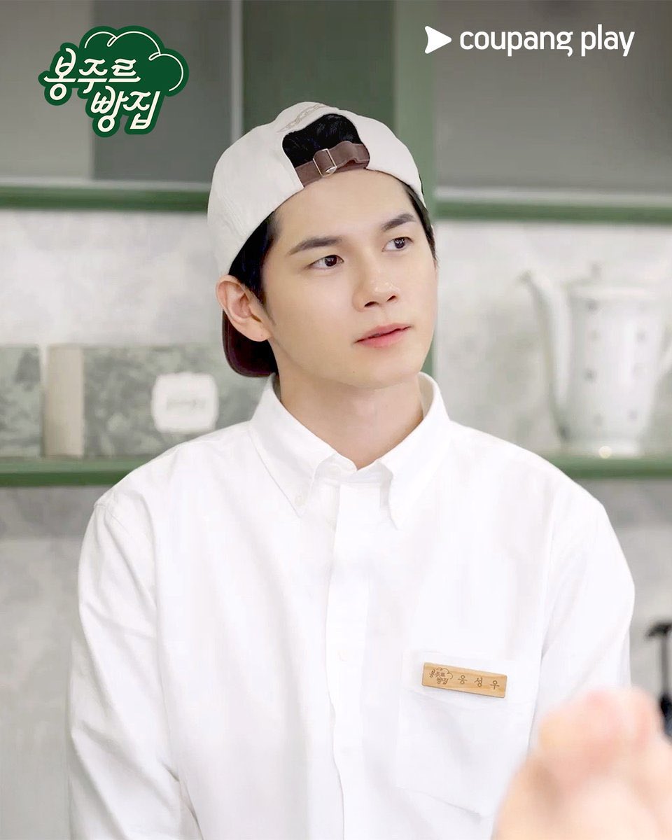nsw_1025's tweet photo. คือหน้าละอ่อนมาก เด่กลงกว่าเดิมด้วยซ้ำ #옹성우 #ONGSEONGWU https://t.co/o2fpYz8Kj7