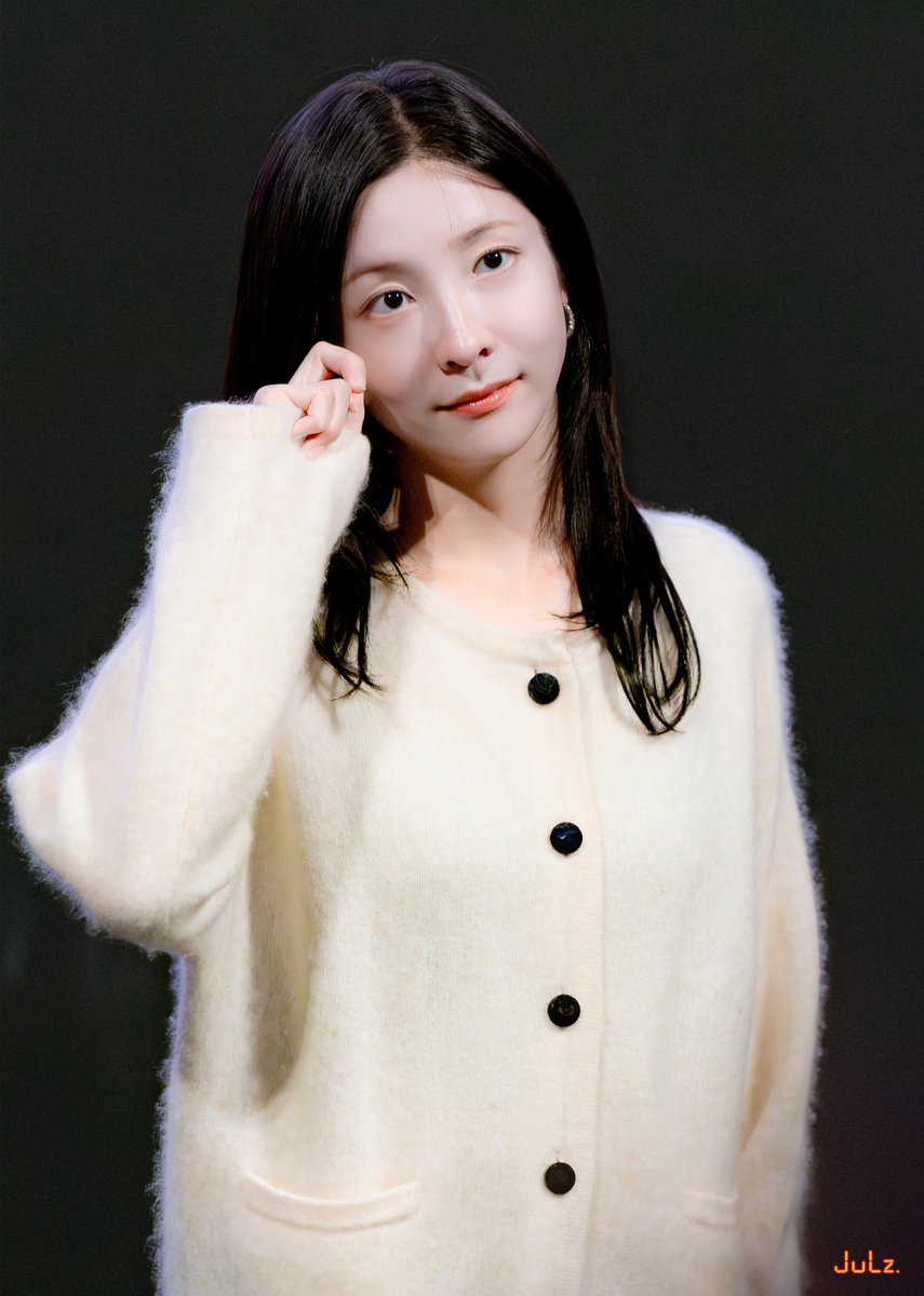LOVELYTAENG's tweet photo. 260607 와일드씽 무대인사 17:10 CGV 영등포 5관
#박지현 https://t.co/vKzauUjz8a