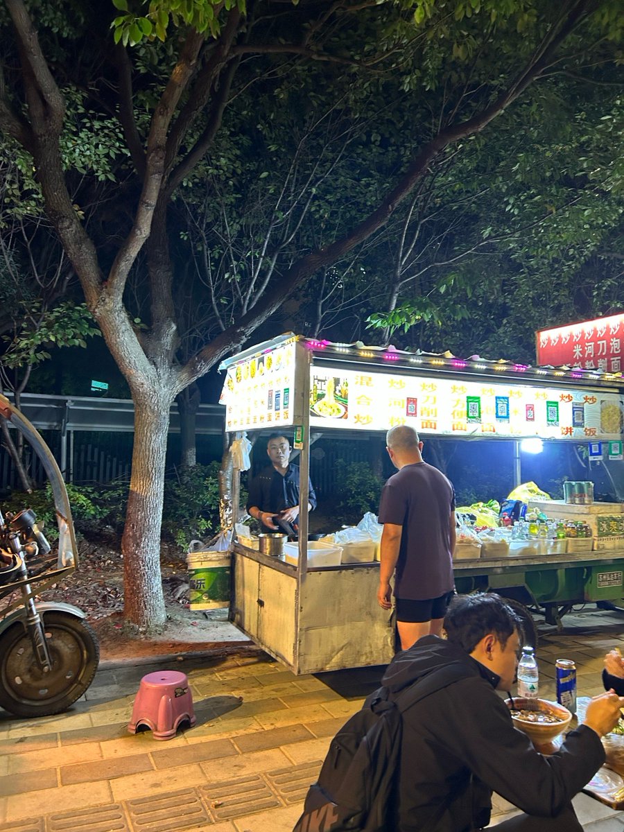 LinFangling's tweet photo. It's 2 AM here—warm miso soup, crispy takoyaki, and the quiet hum of the small street-side stall. Perfect for patching up a tired day. https://t.co/h0HE3OPIqf