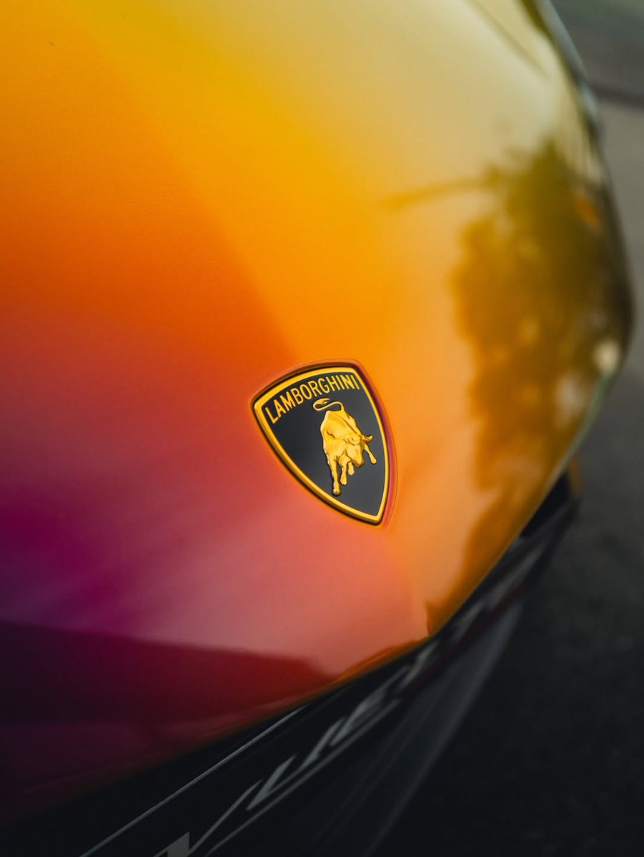 competitionreal's tweet photo. Lamborghini Revuelto 🔥 https://t.co/ELuE7jPewf