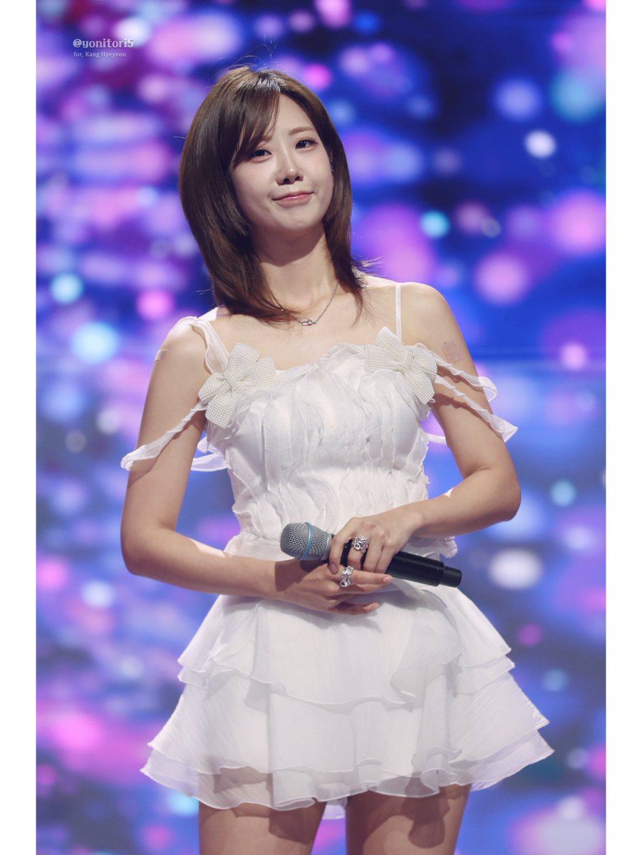 yonitori5's tweet photo. 260610 TJB 전국탑텐가요쇼 #강혜연
#트롯다람쥐
#몰라도너무몰랐네
#천치바보야 https://t.co/2bcbJQgWR2