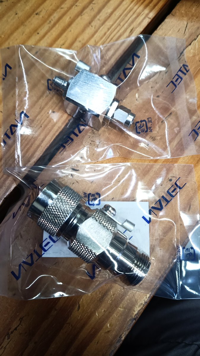 Natec_Japan's tweet photo. N型避雷器・SMA型避雷器📡
誘導雷対策に！

#本日埼玉で雷
#ナテック #NATEC #避雷器 #同軸避雷器 #アンテナ https://t.co/erJySz84nL