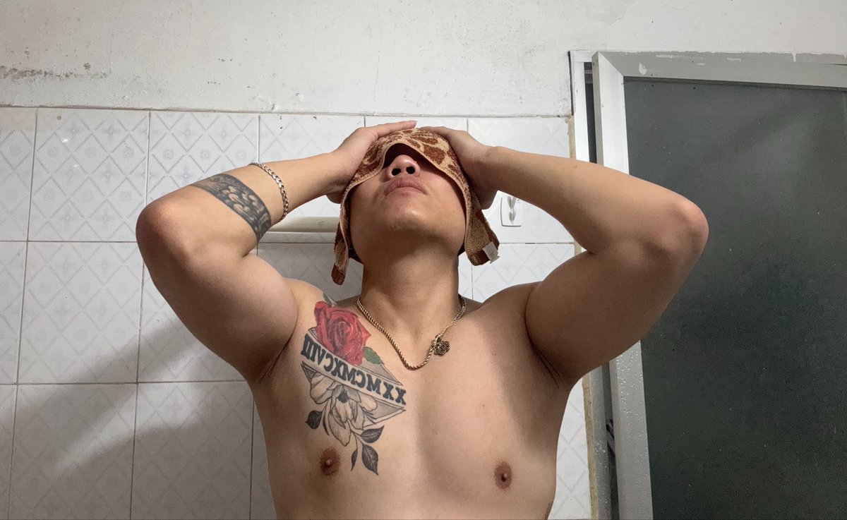Quykoolbi's tweet photo. Body này cần độ thêm 🥲 https://t.co/2JoUwOjzCZ