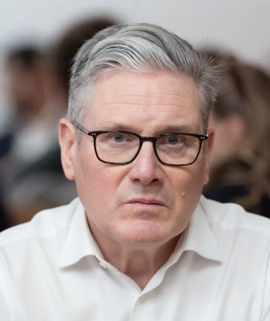 Excellentsalvic's tweet photo. ‼️ US officials say they will impose sanctions on Keir Starmer and Britain if the UK government tries to ban X.

Trump will not accept dictators.
Do you support Trump on this ? https://t.co/Kh9b0vDYUv
