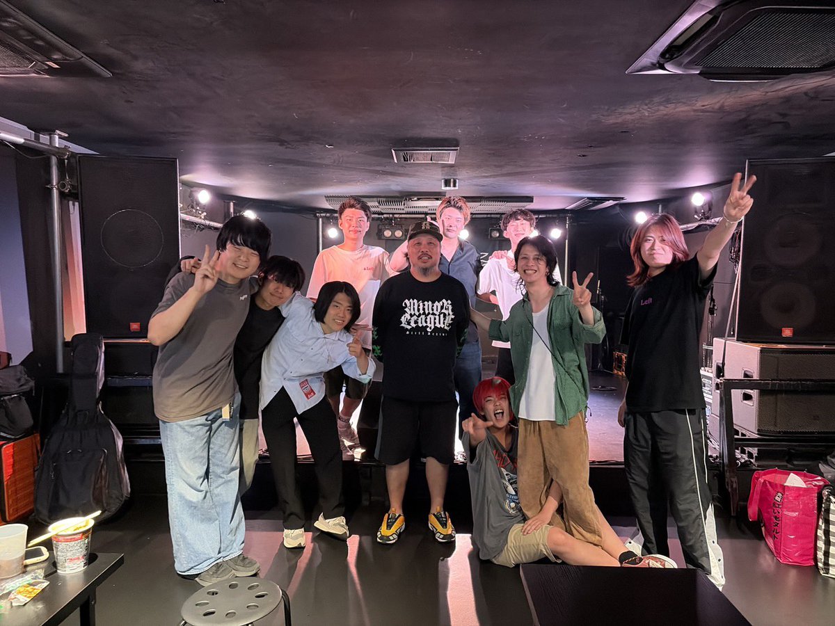 DaikiTuru's tweet photo. 広島ALMIGHTY応援に駆け付けてくれた方も、メッセージをくれた方もありがとうございました😊
とても心強かった！

初めてのオーディションで
自分なりのライブが出来たと思う。

そして、本日。
のっちさんと合流して、四国へ！

とぉからにて2マンライブ！！

宜しくお願いします！！ https://t.co/0WntYqhCNk