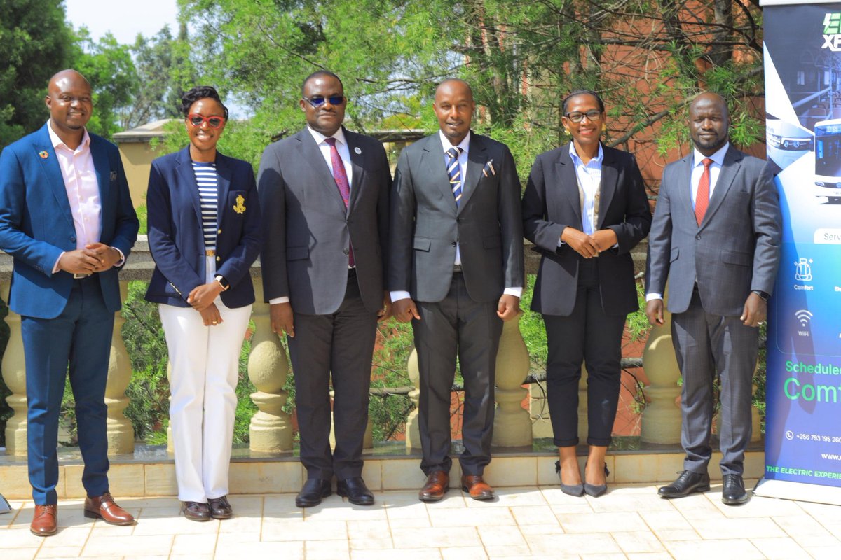 ericmuhangi22's tweet photo. Hon. Eng. Jonard Asiimwe @EngJonard, Minister of @STIsecretariat has inaugurated the Board of E-Express Bus, a strategic subsidiary of Kiira Motors Corporation, tasked with accelerating Uganda's e-mobility agenda and commercialization of home-grown innovation. https://t.co/2UKWsDIaKZ