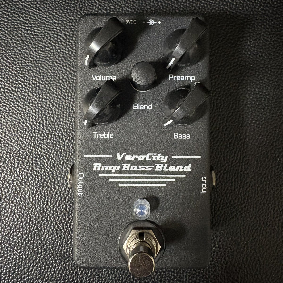 verocityeffects's tweet photo. Today’s VeroCity - Amp Bass Blend (Ampeg SB-12 Emulator with dry signal blend circuit) UV printed enclosure!!! https://t.co/Q1FOVaqAaz