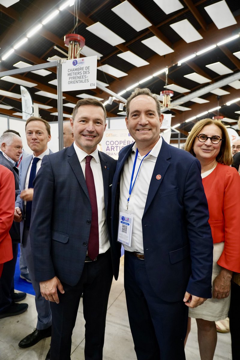 AMF_53's tweet photo. 📌🇫🇷@BalandraudJoel Vice-Président de @l_amf en représentation ce 11 juin de @davidlisnard @PresidentAmf au 14ème Salon des #Maires, Elus locaux et décideurs publics des Pyrénées-Orientales à Perpignan organisé par l’#AMF66 ➡️ Merci au Président Edmond Jorda pour son accueil https://t.co/5ZZLd0eJUT