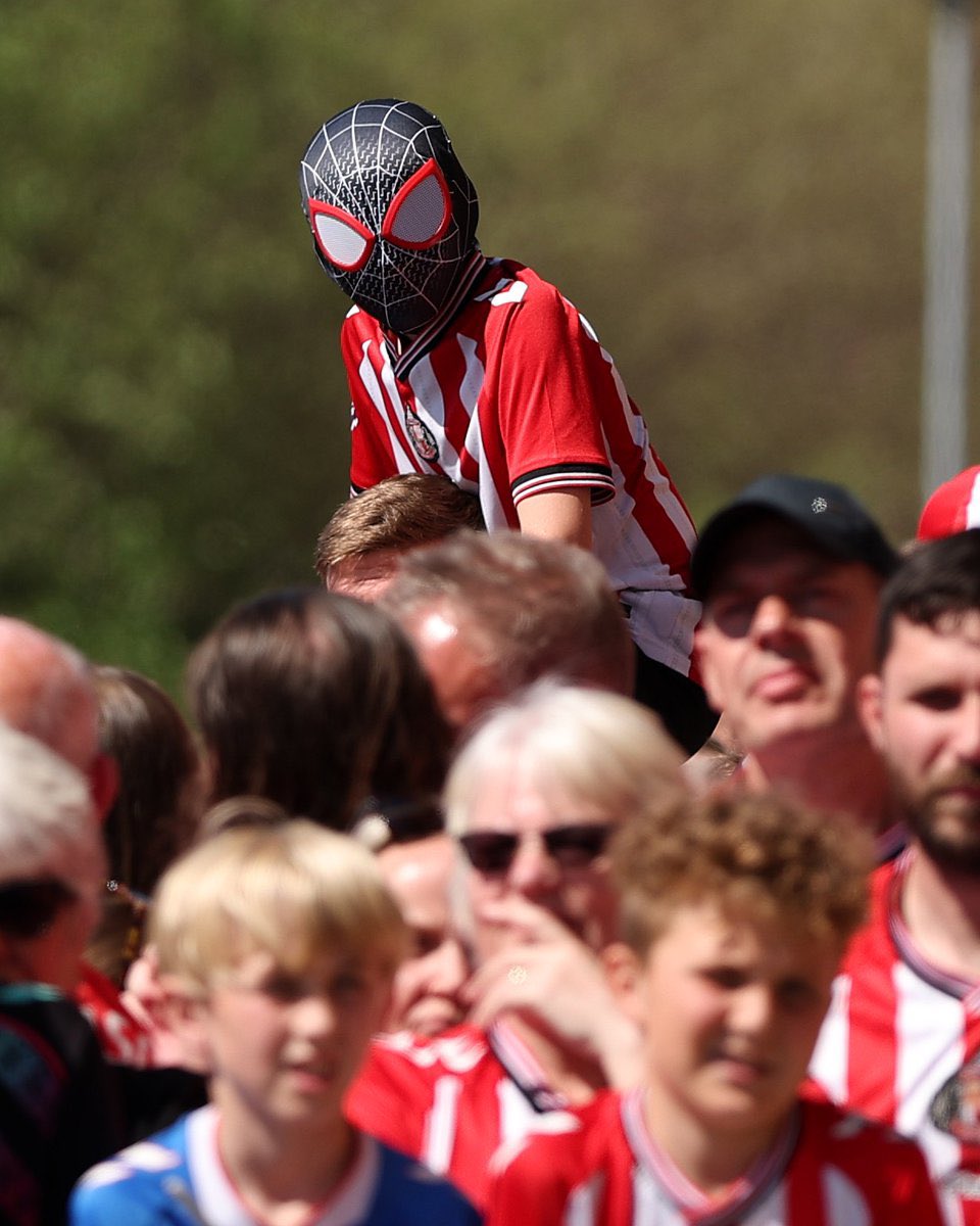 SAFCTurk's tweet photo. Enzo Le Fee effect! 🕸️🕷️

#SAFC • #SunderlandAFC https://t.co/MwysA7iiz5