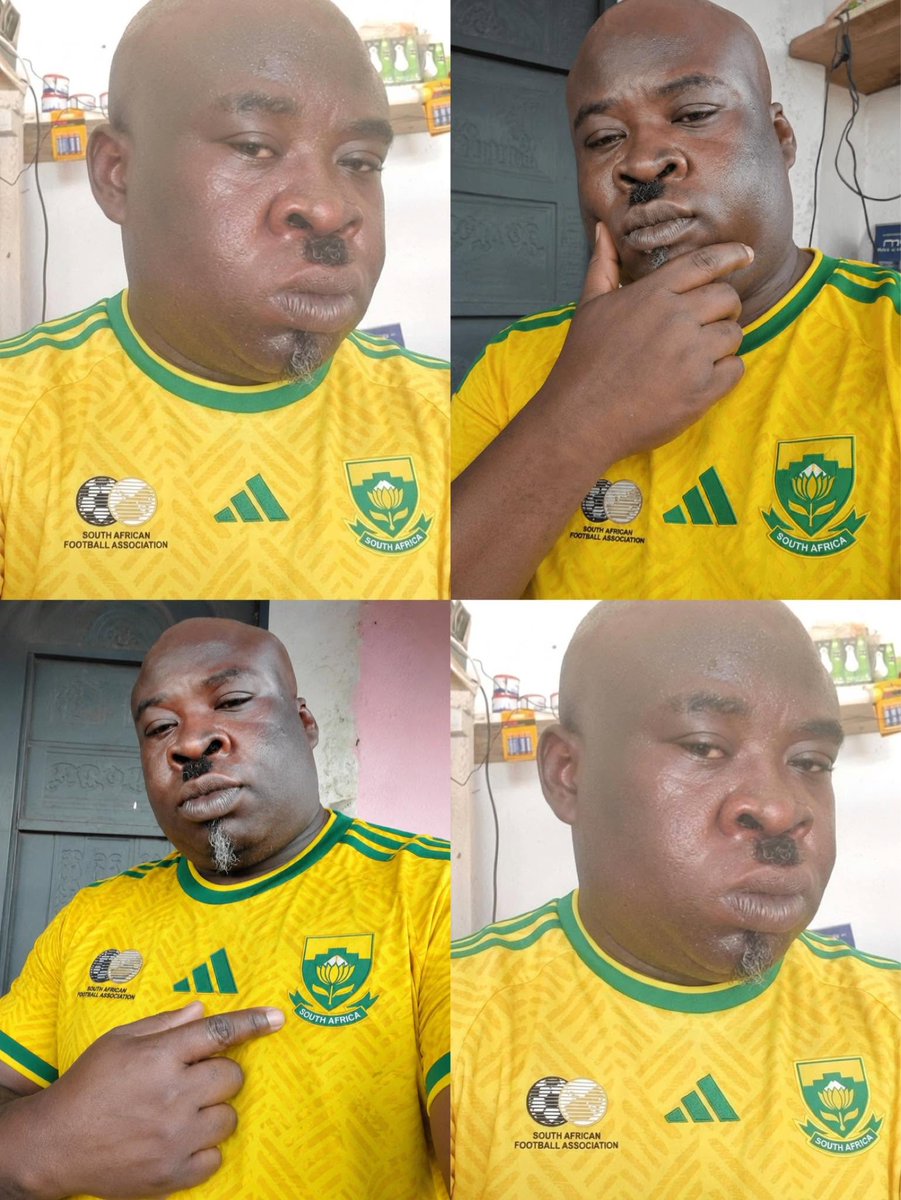 fullcurrentgist's tweet photo. South African Fan has VOWED not to smile until BAFANA BAFANA reaches the Semi Finals at the World Cup this year .
Other football fans think he might never smile because it will be extremely difficult for South Africa to reach that level . https://t.co/8hvlu1JWRa