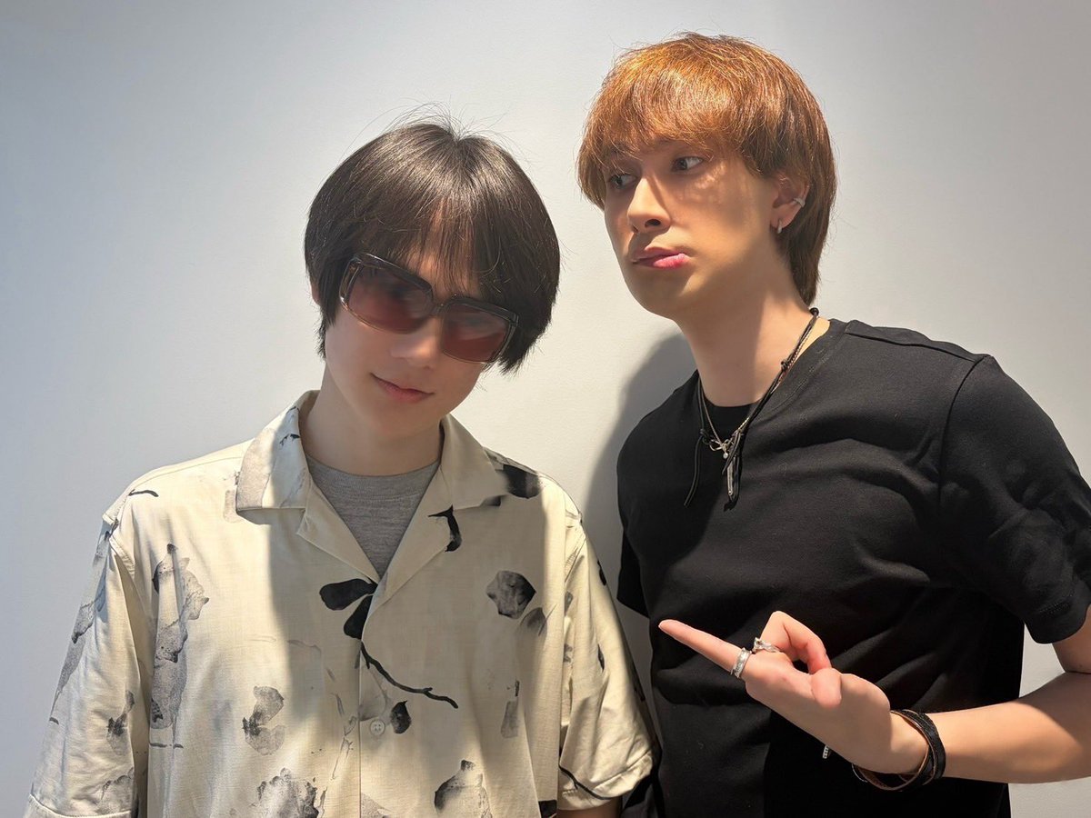 fmosaka851's tweet photo. 🐉スパラジ！🐉
⏰6/12(金) 19:30〜OA

#スパラジ851 

今週のDJは、
#伊藤壮吾 #ジャン海渡 
何かと話題のコンビが担当します🪩

今週配信された「Call Me Asap」チェックして
くれました？

📻https://t.co/l16swH3EY4

#SUPERDRAGON #スパドラ #FM大阪 #Joshin @Supdra_staff https://t.co/L7m0HnESCf