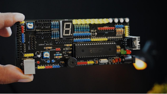 JLCPCB's tweet photo. Hand-soldering 50+ components on a prototype?
In 2026?

This engineer didn't. He sent it to JLCPCB for PCB + SMT assembly.
Dual-side. 0402s. 5 days.

Focus on what matters — not the tweezers.

#JLCPCB #SMT #PCBAssembly #Engineering https://t.co/rY0AGKCk17