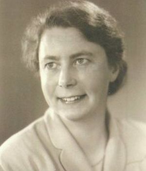Vetmasi's tweet photo. 🐝 Hoy recordamos a Eva Crane (1912-2007), pionera en el estudio de las abejas. Su trabajo impulsó el conocimiento sobre estos polinizadores esenciales para la biodiversidad y la alimentación. 🌿

🔗 Más información: https://t.co/0DWBZUb5vw https://t.co/mDl4BKav6c