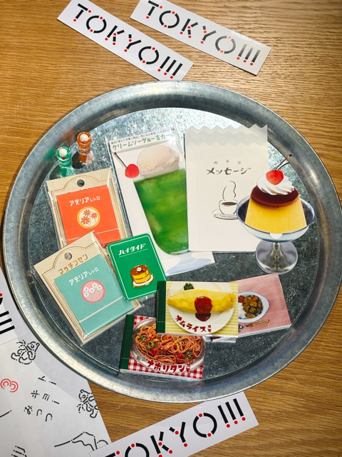 TOKYO3_'s tweet photo. JapaneseRetroCafeCulture☕ #トーキョーみっつ に喫茶みっつがやってきた✨職人特製の食品サンプルやアデリアレトロのグラスなど、使うたびに心躍る雑貨が勢ぞろい🥰思わず誰かに教えたくなる、愛らしい雑貨たちを、ぜひお店で見つけてみてください👀✨ https://t.co/qsDySwdeF3