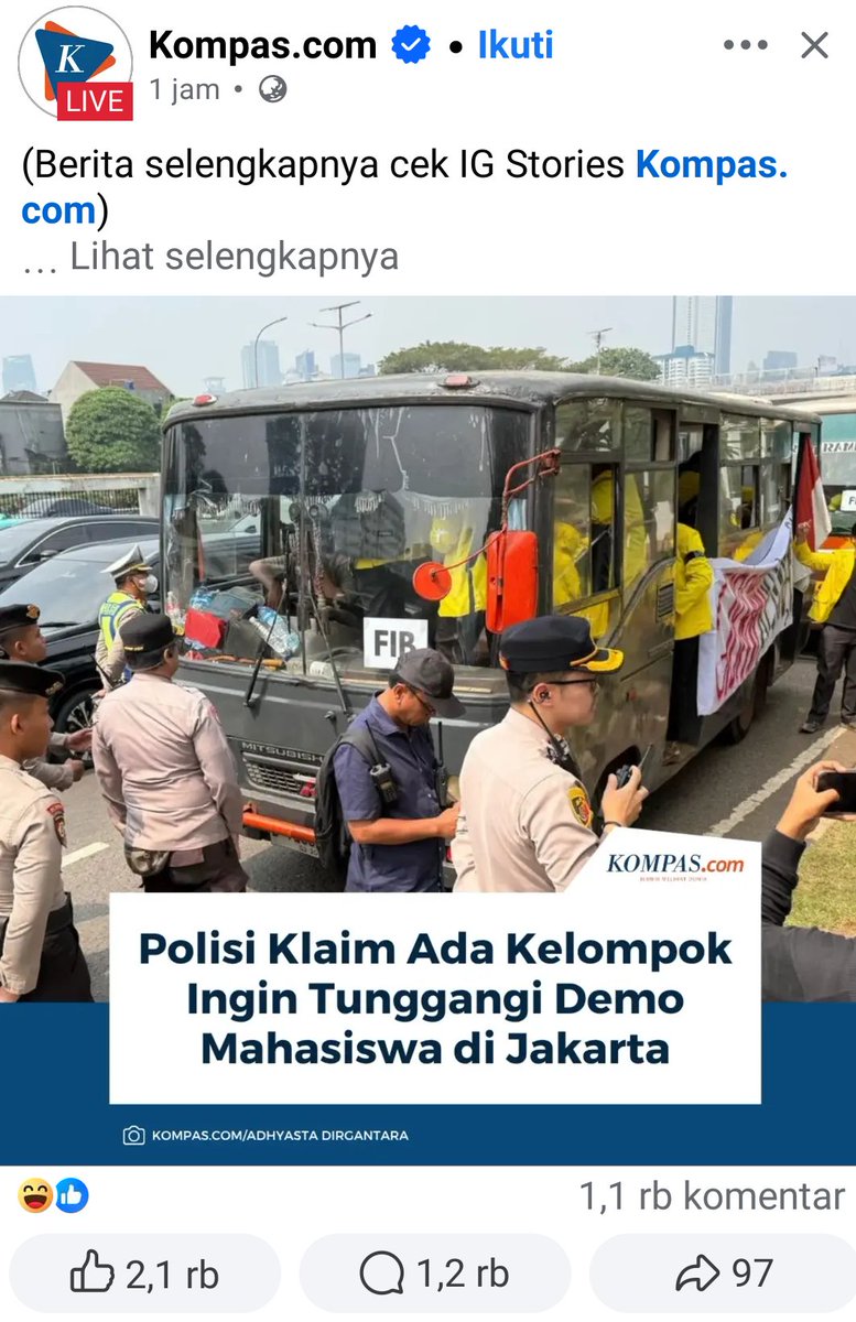 12kereta's tweet photo. Gaes, kalian yang punya facebook mending ramaikan akun media nasional dan homeless2 media seperti ini.
Ayo bersuara, jangan kalah sama buzzer!
@txtdrbekasi @BudiBukanIntel https://t.co/K0d07I3A4i