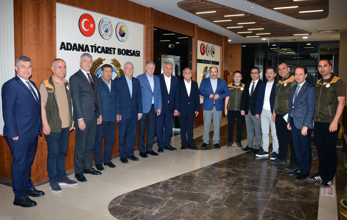 adanailtarim's tweet photo. 📍 Adana

🤝 Adana Ticaret Borsası’na Ziyaret Toprak Mahsulleri Ofisi Yönetim Kurulu Başkanı ve Genel Müdürü Sayın Ahmet GÜLDAL, Adana İl Tarım ve Orman Müdürümüz Sayın Atilla BAYAZIT ve beraberindekiler, Adana Ticaret Borsası Yönetim Kurulu Başkanı Şahin BİLGİÇ’i ziyaret etti. https://t.co/QSrWeQmgNW